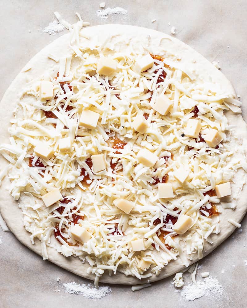 Fig and Prosciutto Pizza process shot